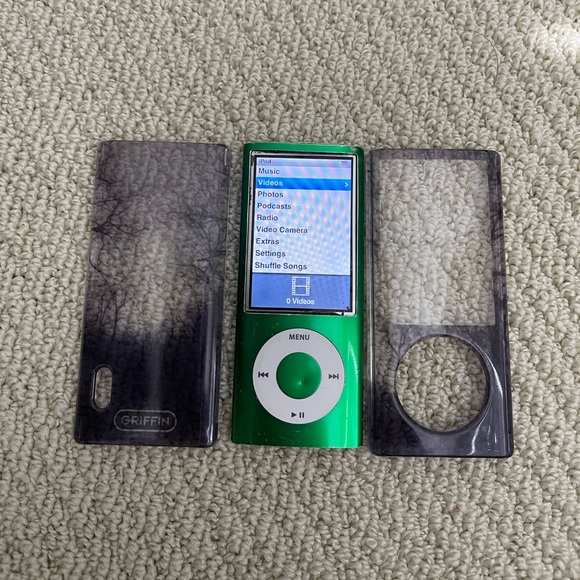 iPod Nano 5th Gen + speaker dock - Picture 4 of 6